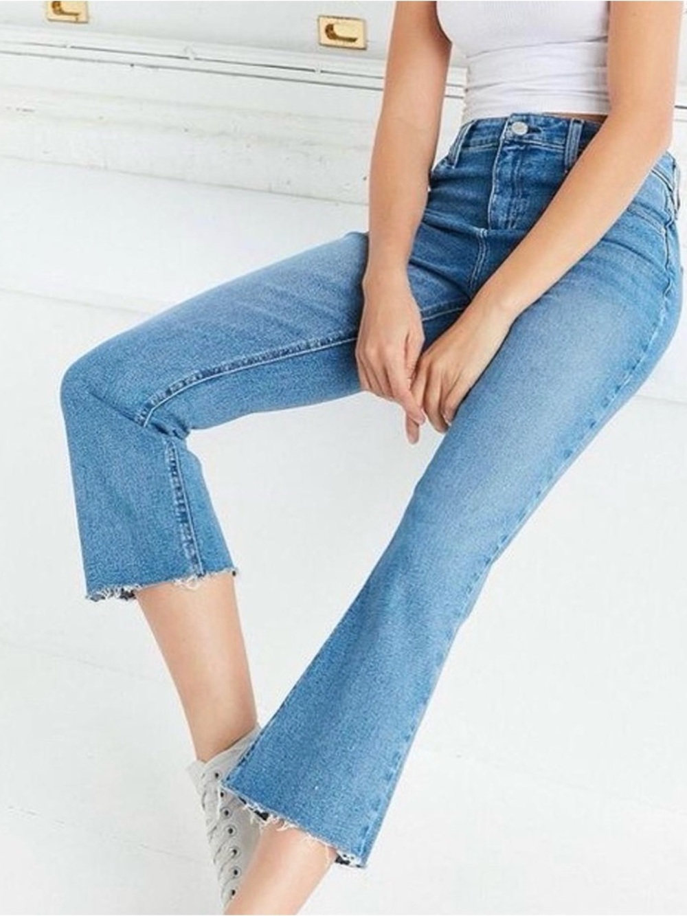 BDG Urban Outfitters HR Crop Kick Jeans 28